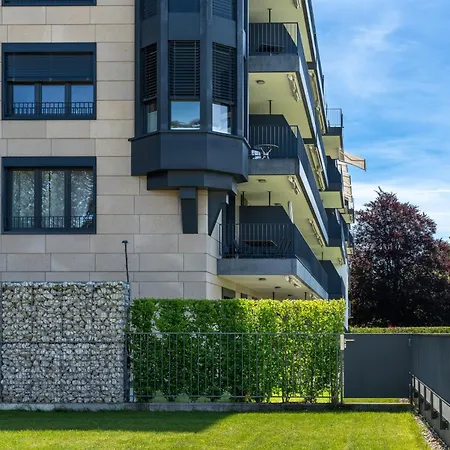 Apartment Les Terrasses De Lavaux-3 Luxueux Avec Vue Sur Et Piscine